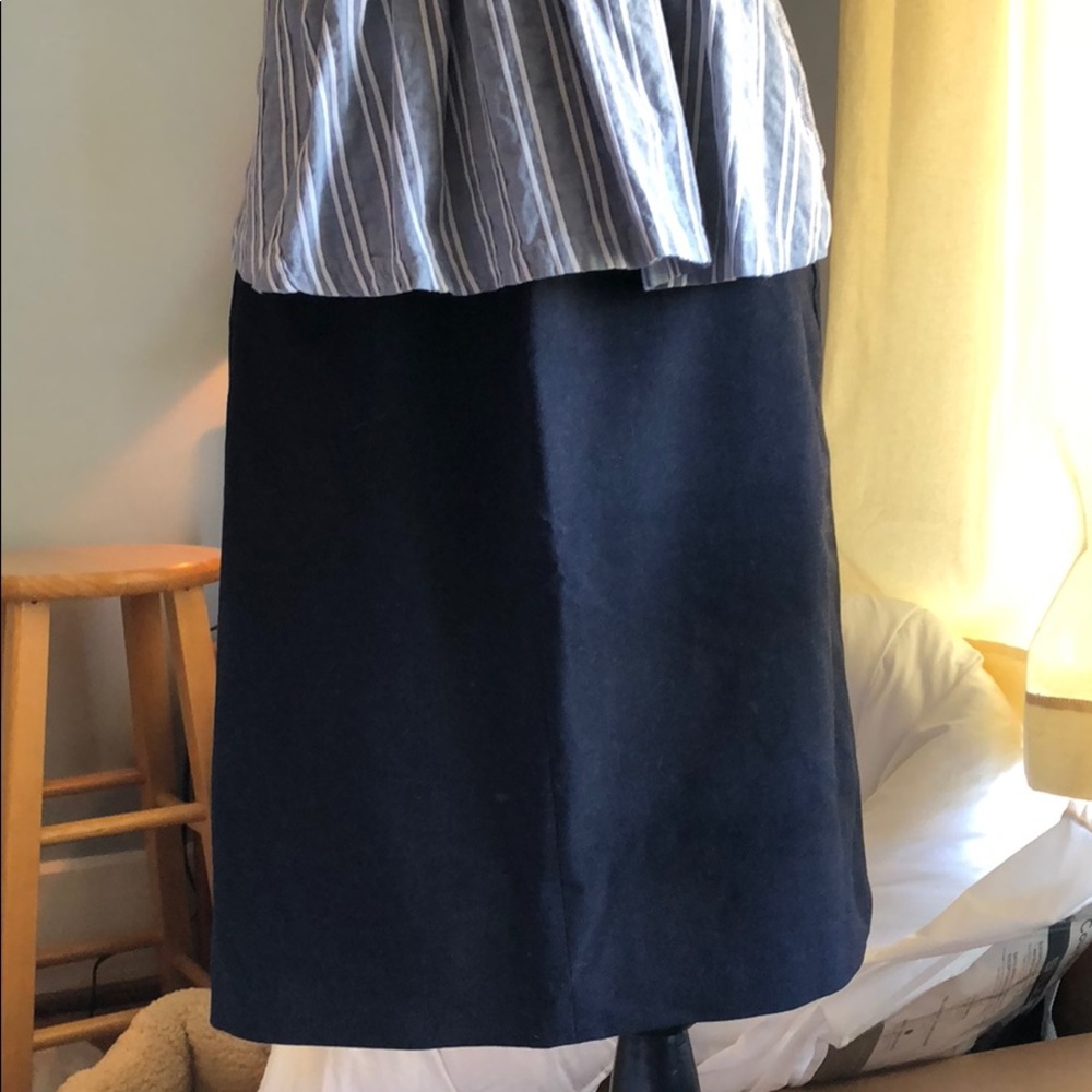 GUC Old Navy size Zip Skirt Sz. 4